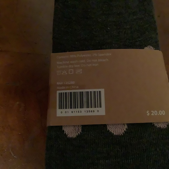 Rae Dunn Shoe Liner Set - Picture 4 of 4